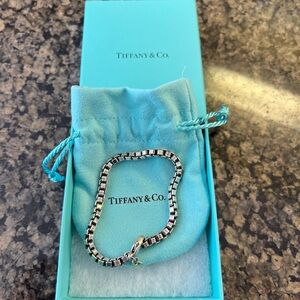 Tiffany & Co. Venetian Link Bracelet In Sterling Silver. Size medium